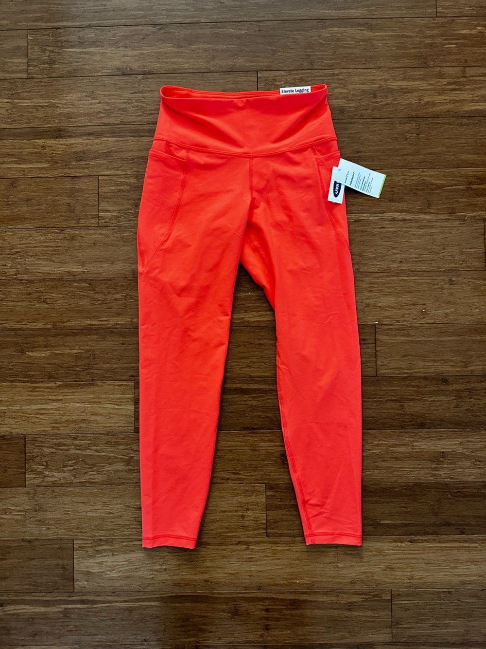 Old Navy Elevate Legging NWT Neon Orange Size Medium
